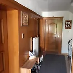 Haus Bergfrieden * غيرلوسبيرغ