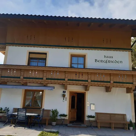 Haus Bergfrieden